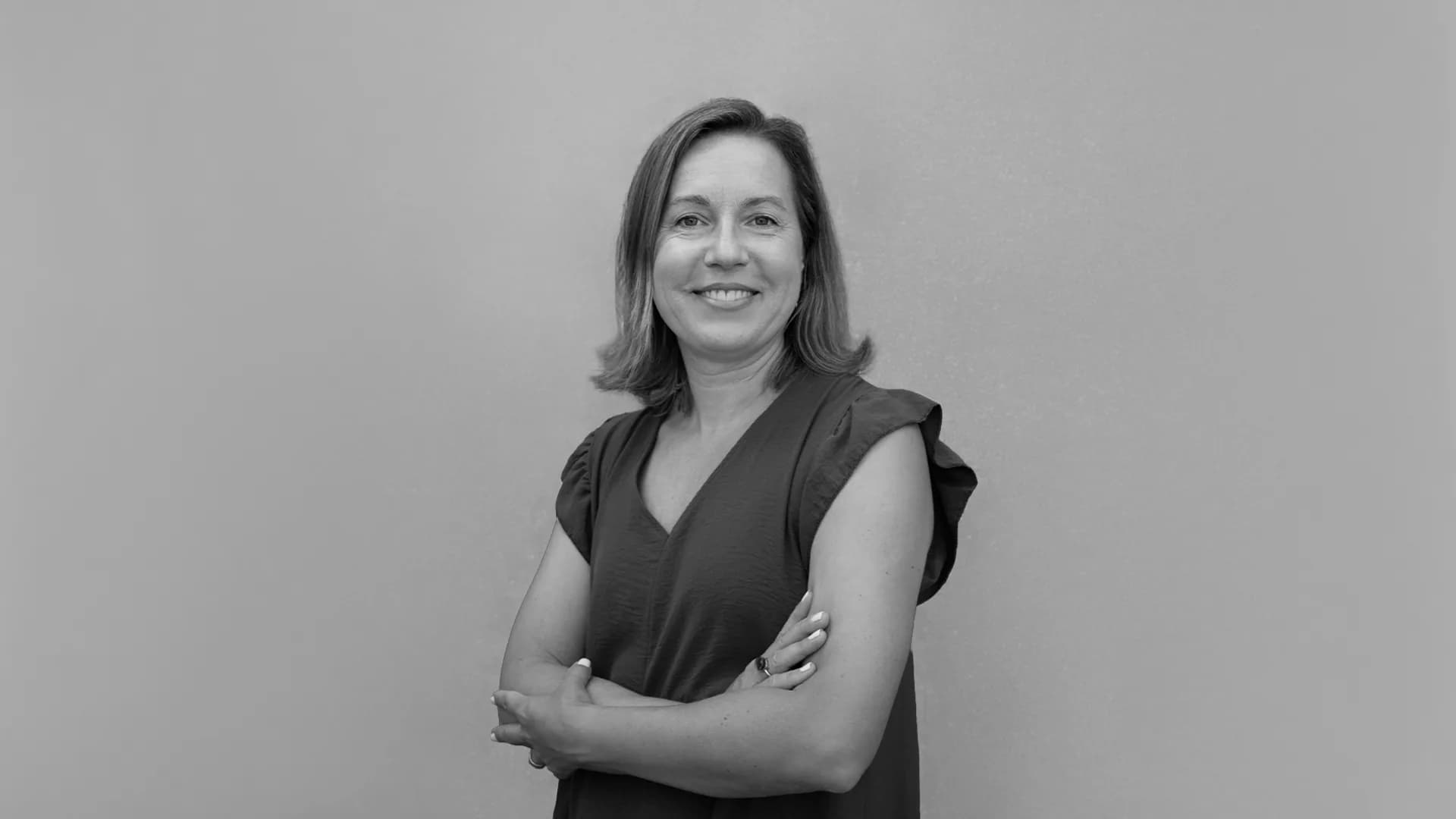 ¿Por qué las mujeres invierten un 40% menos que los hombres y cómo cambiarlo?